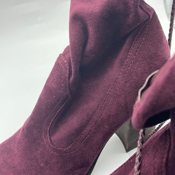 Dolce Vita Casee Maroon Purple Tie Back Suede Heeled Sock Booties Size 9 - Picture 16 of 16